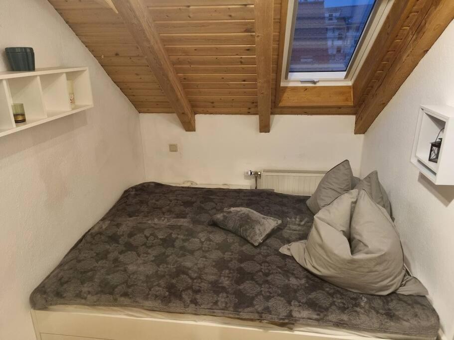 Gemuetliche Dachgeschosswohnung Erfurt Exterior photo